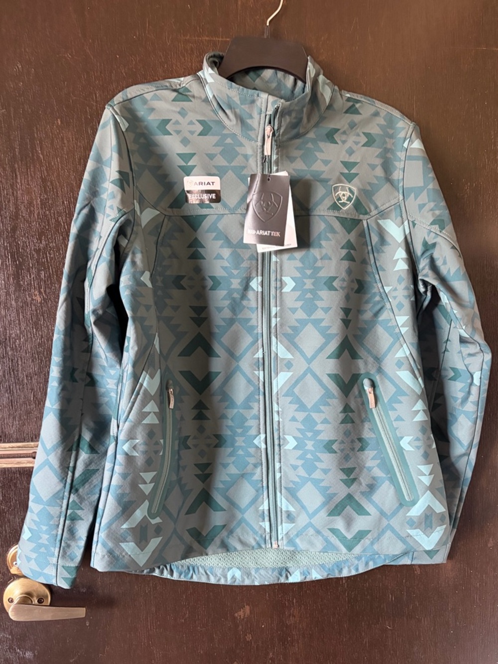 Ariat New Team Softshell Green Pinewood Print Jacket 10046488 - Picture 3 of 10